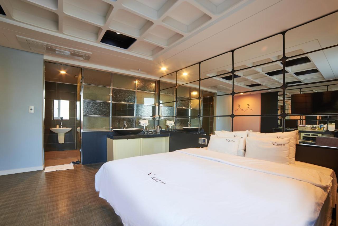 Busan Premium V Hotel Exterior foto